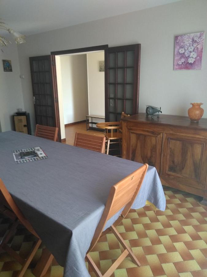 Grande Maison De Plain Pied Avec Jardin Arbore. Champignelles 외부 사진